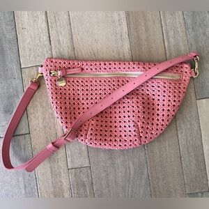 Clare V Rattan grande Fanny